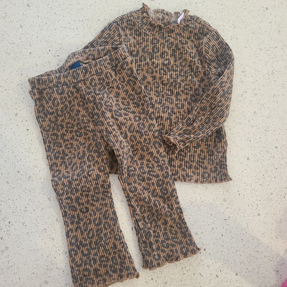 2 piece set
